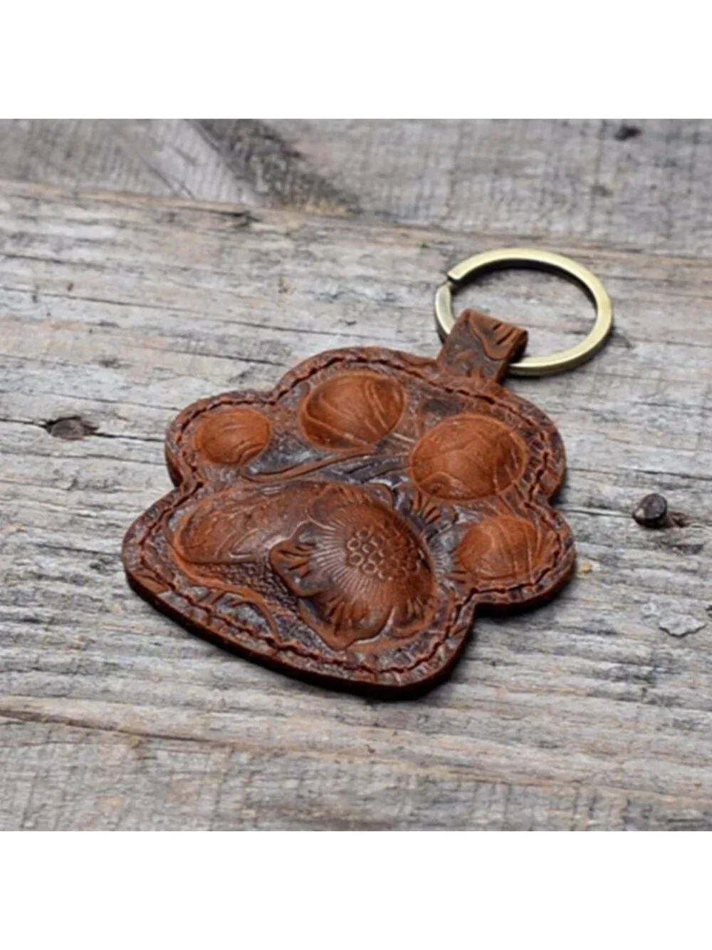 Dog Paw Leather Keychain - Perfect Gift for Dog Lovers, Cute Puppy Accessories